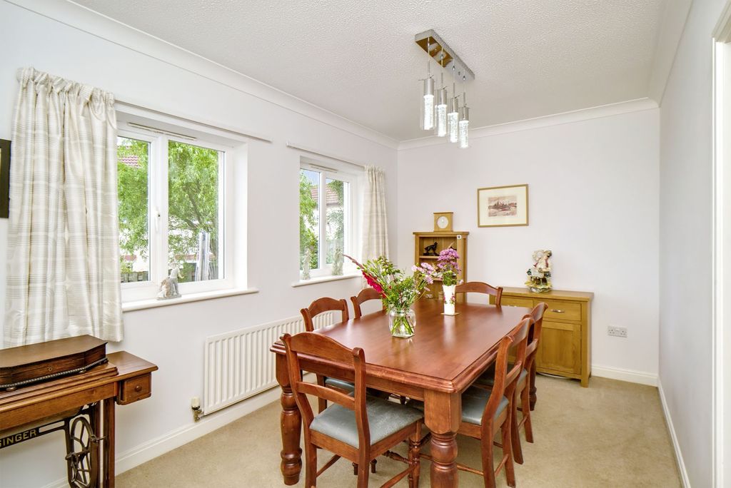 Property photo 3 of 12 Property Image 3