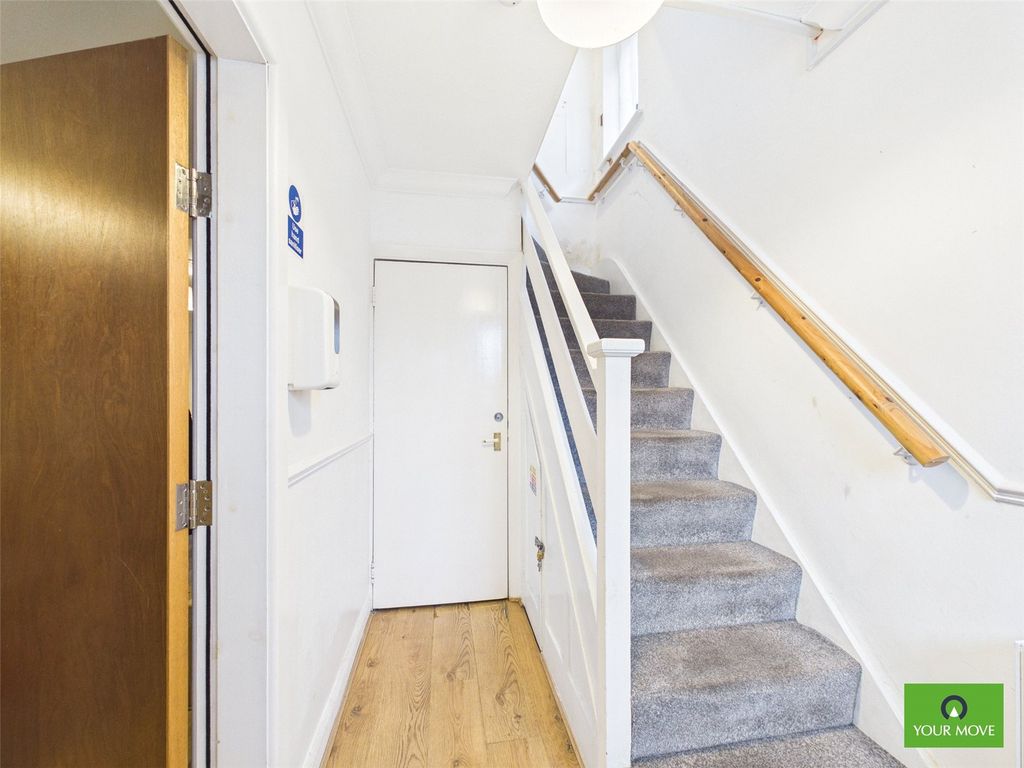 Property photo 2 of 20 Picture No. 10