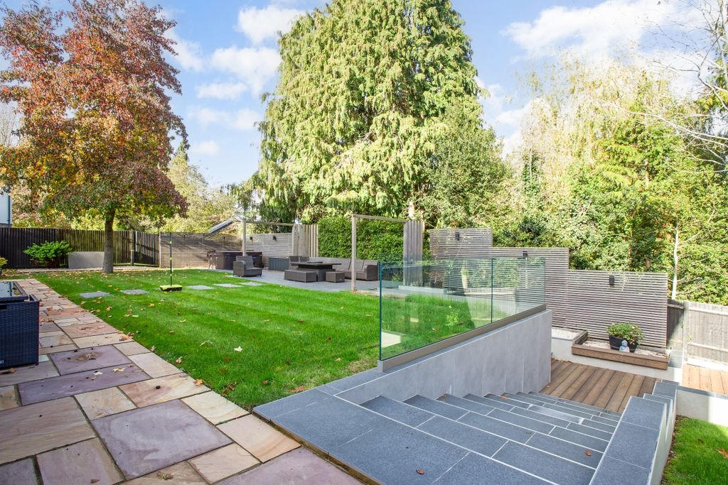 Property photo 2 of 19 Welcomes Road 326...