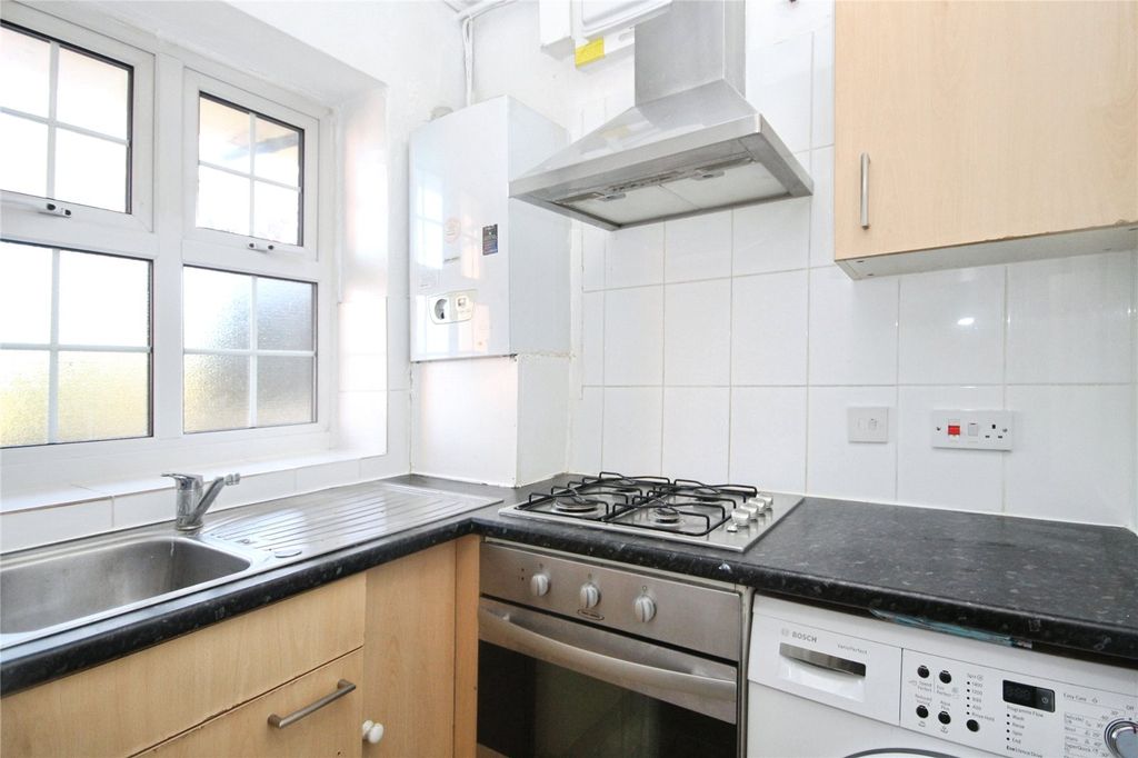 Property photo 3 of 14 Kitchen