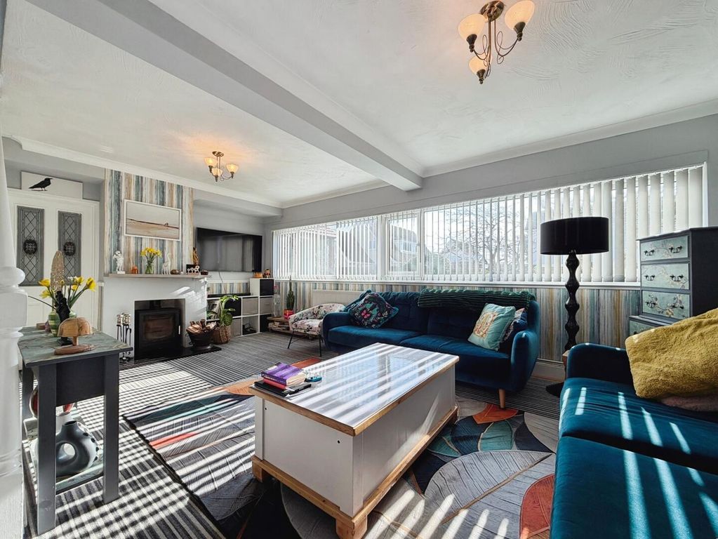 Property photo 2 of 15 Living Room