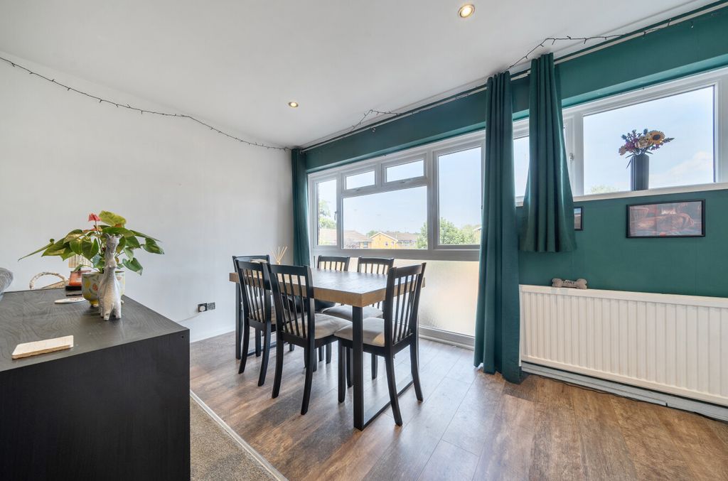 Property photo 2 of 21 1485876-16-6A4Fcf...