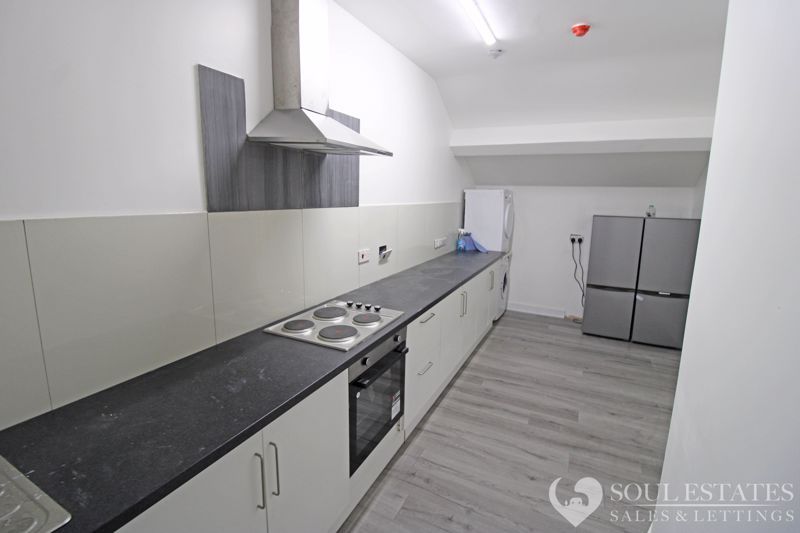 Property photo 2 of 8 Shared Kitchen