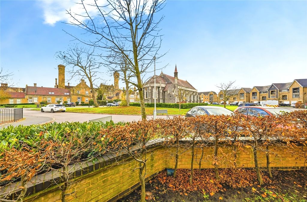 Property photo 1 of 15 Picture No. 10