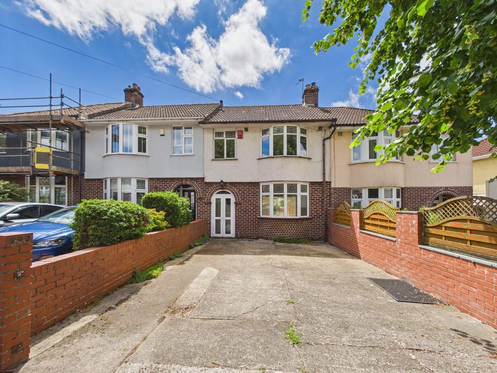 Property photo 1 of 32 Cam01576G0-Pr0384-Still032.Jpg