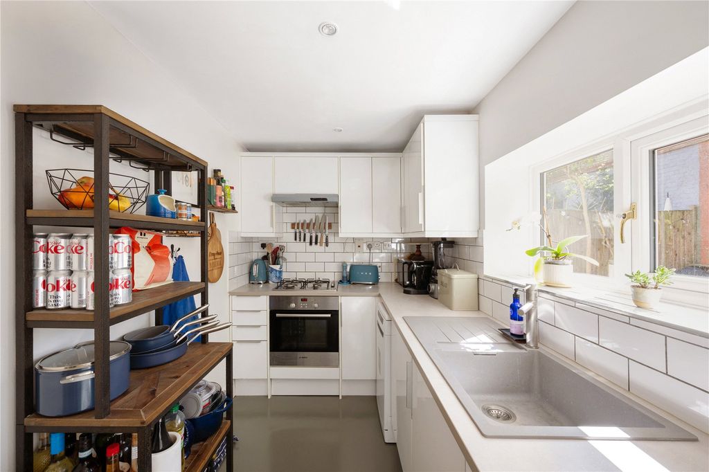 Property photo 3 of 20 Picture No. 19