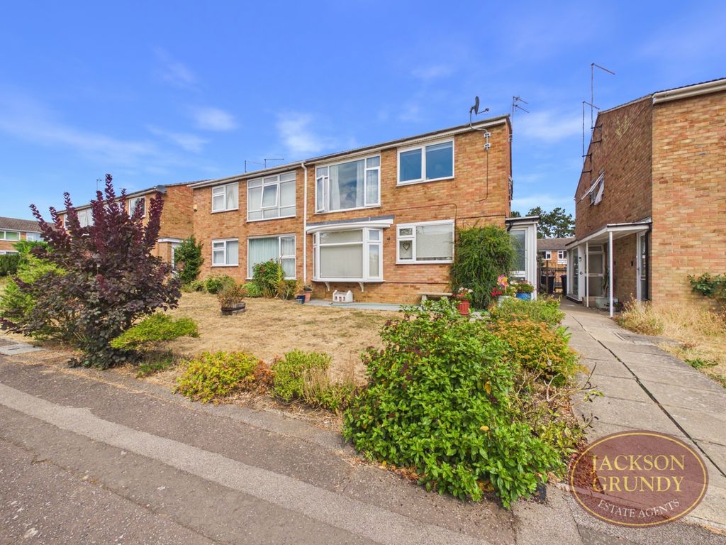 Property photo 1 of 10 Conifer Rise
