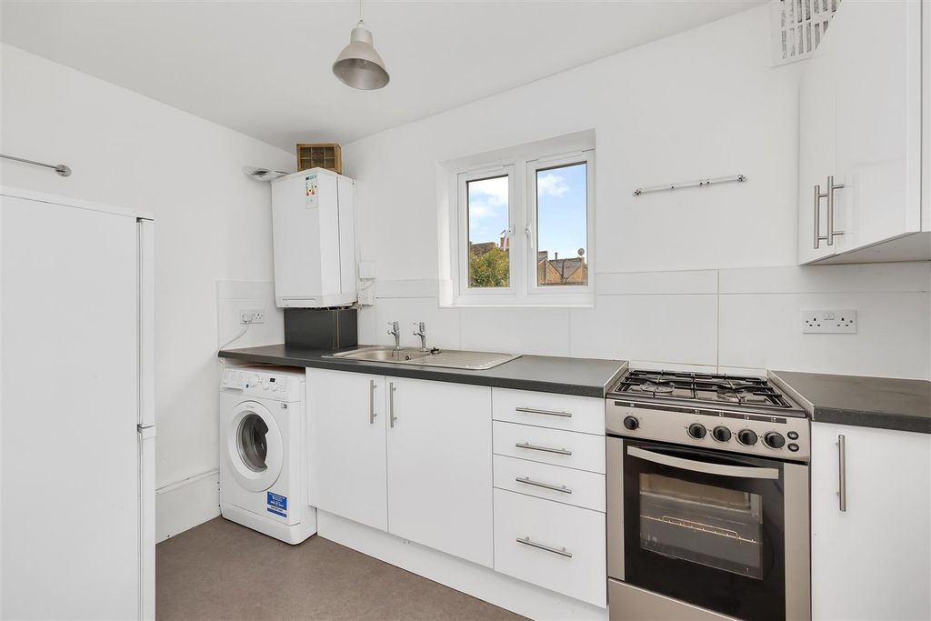 Property photo 2 of 7 Levi2571.Jpg