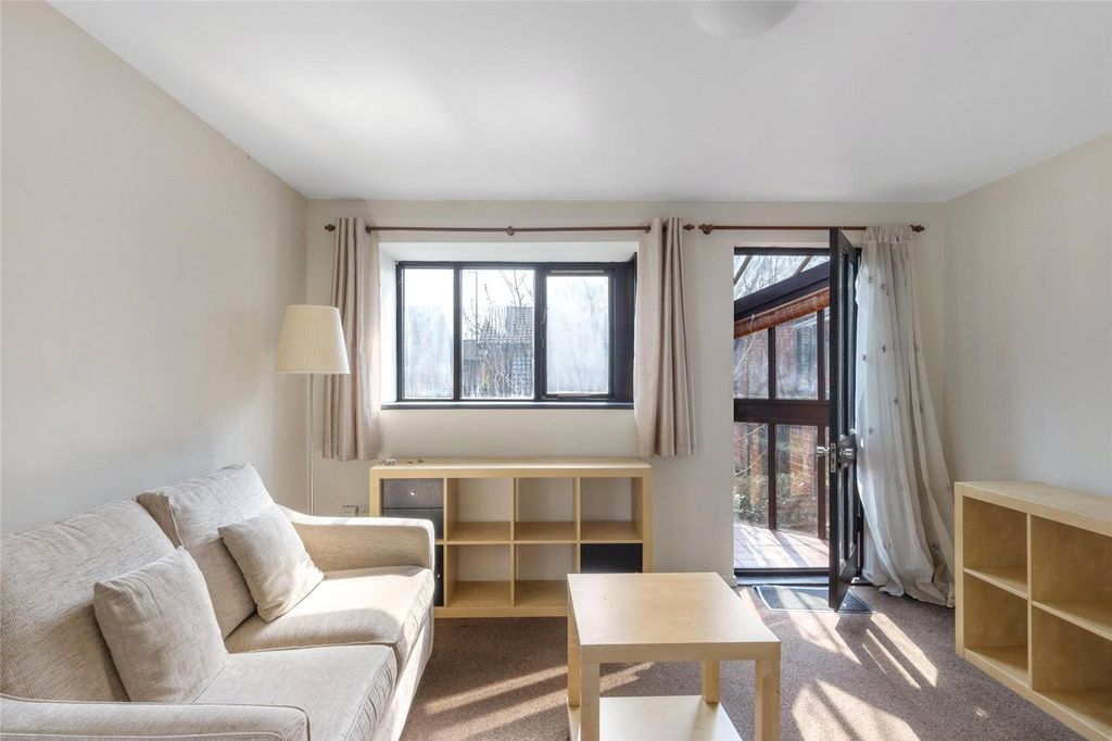 Property photo 1 of 13 Picture No. 24