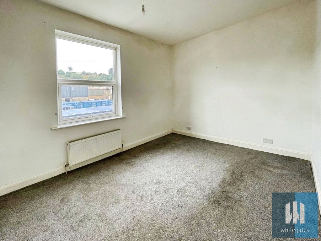 Property photo 3 of 8 Picture No. 02
