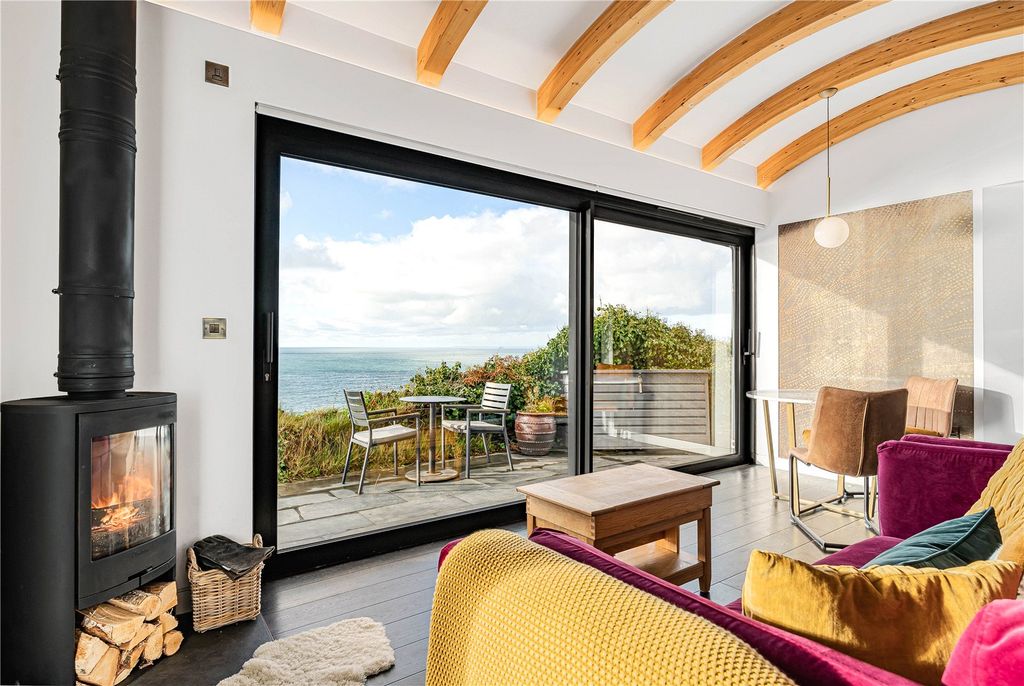 Property photo 3 of 22 Picture No. 08