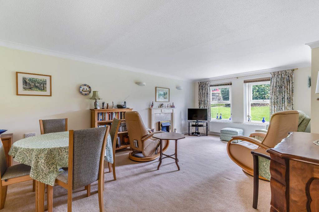 Property photo 2 of 15 Picture 2