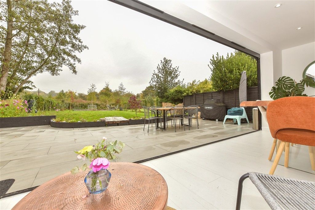Property photo 1 of 14 Lounge/Dining Area/Kitchen