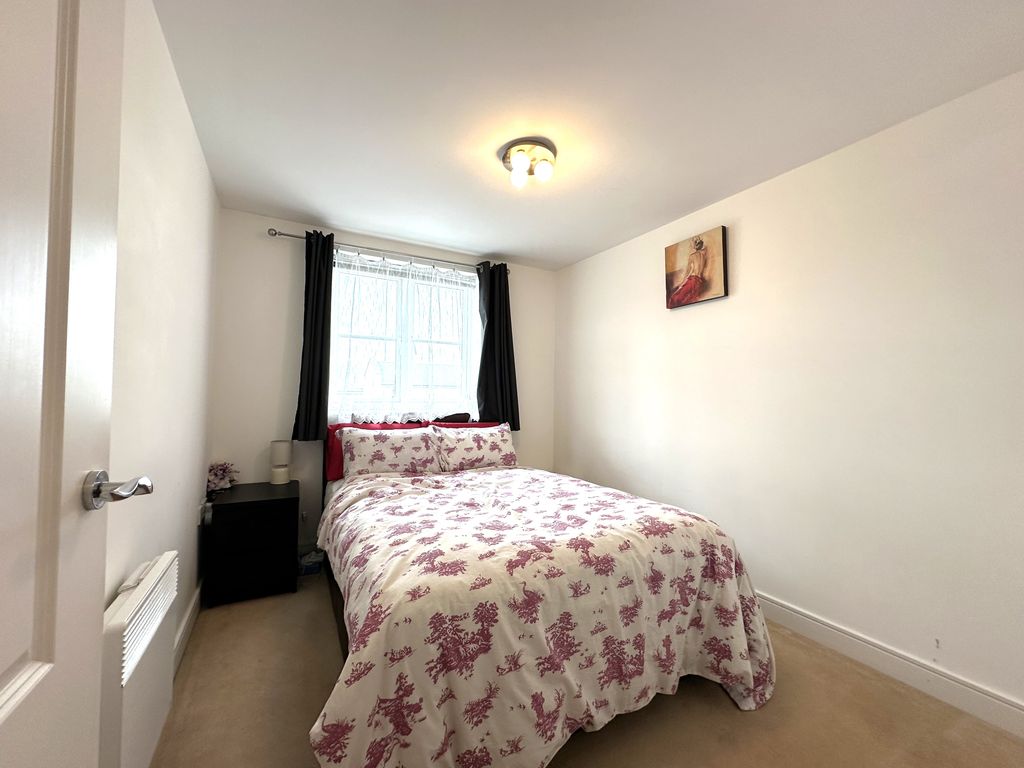 Property photo 3 of 13 Img_5750