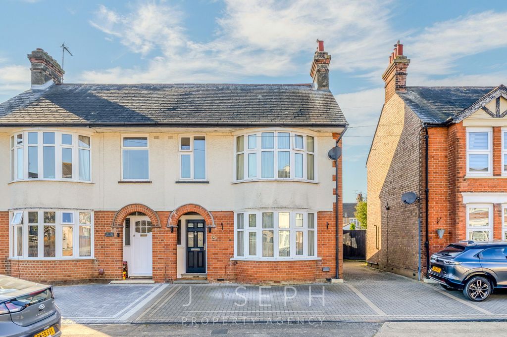 Property photo 1 of 21