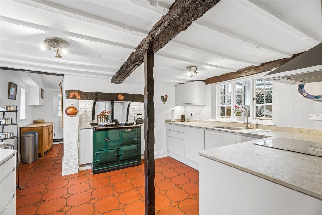 Property photo 2 of 34 Kitchen