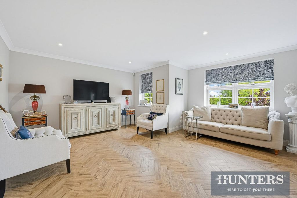 Property photo 3 of 9 Church Road-3.Jpg