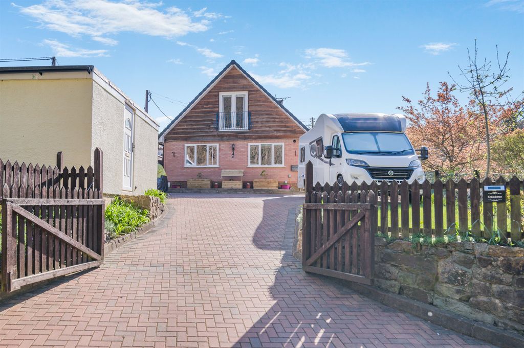 Property photo 1 of 22