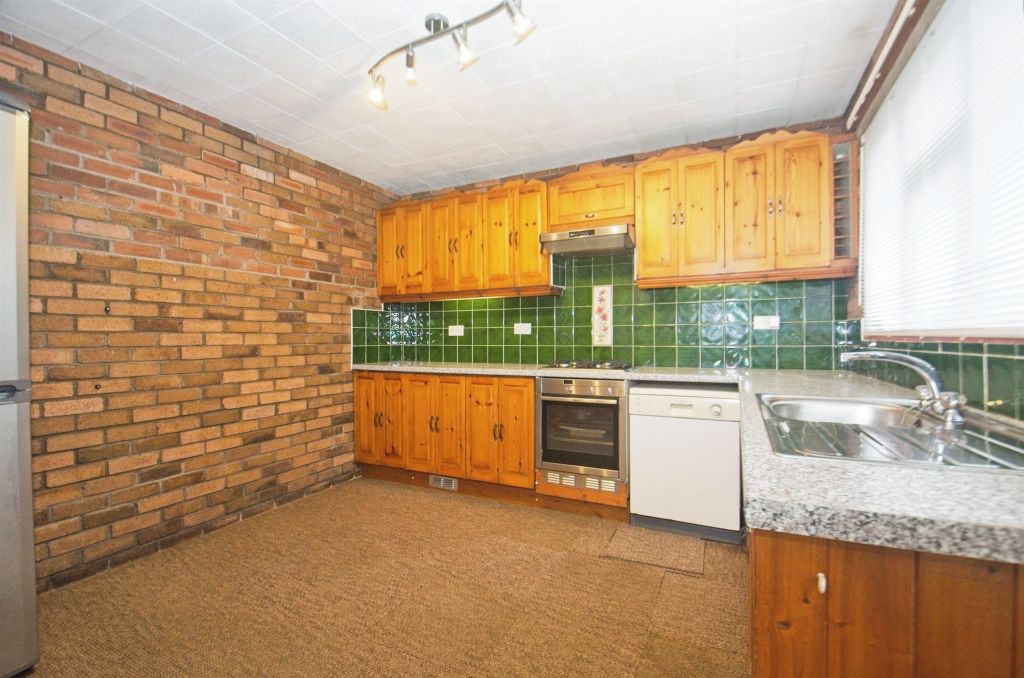 Property photo 3 of 29