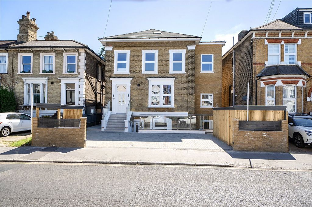 Property photo 1 of 8 Picture No. 06