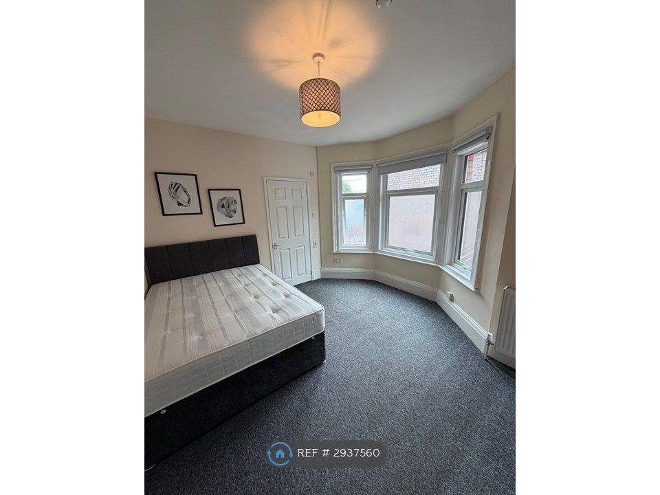 Property photo 2 of 4