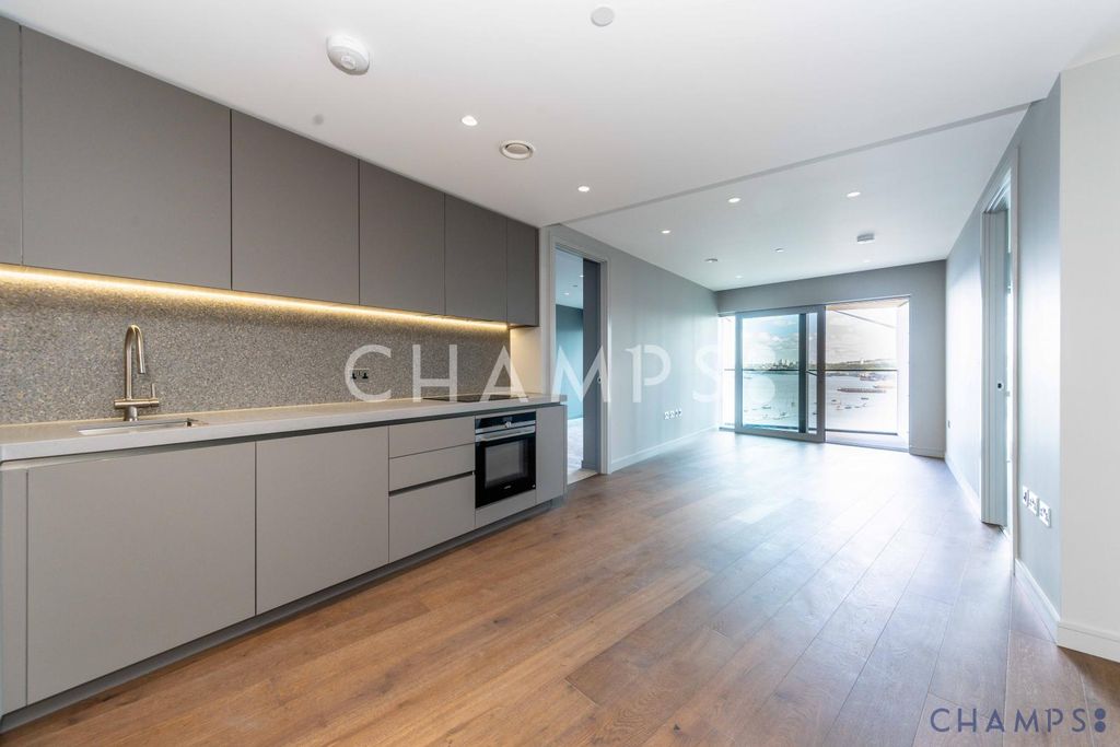 Property photo 3 of 11 Gallery