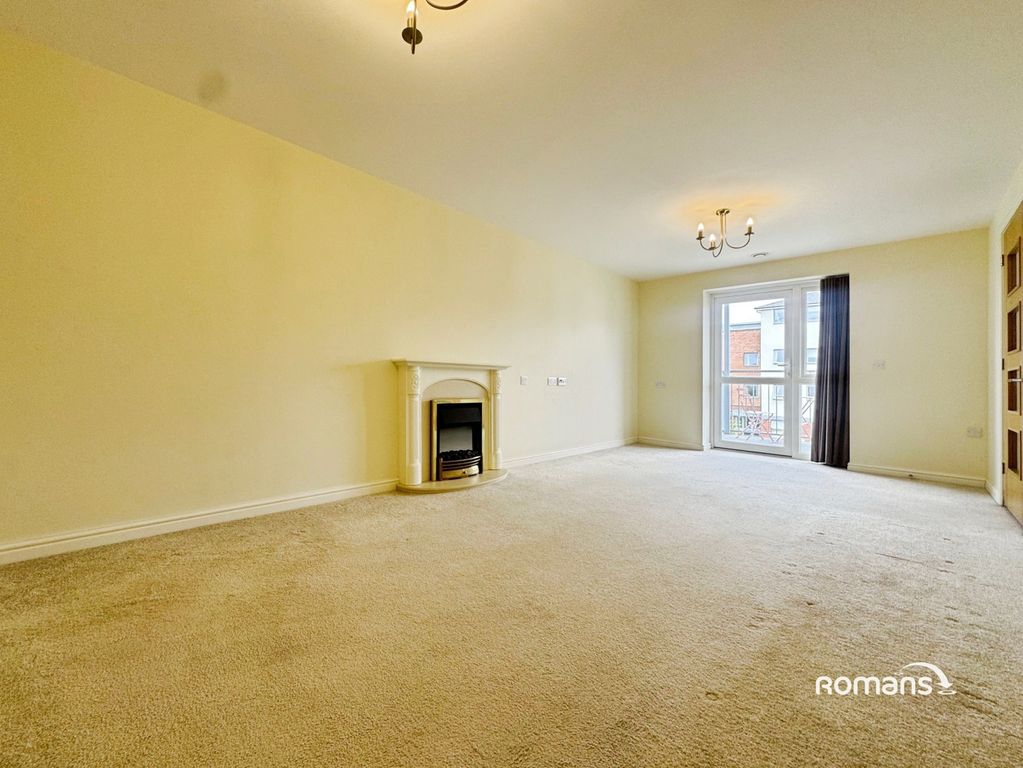 Property photo 3 of 8 Pbox-Img.Jpg