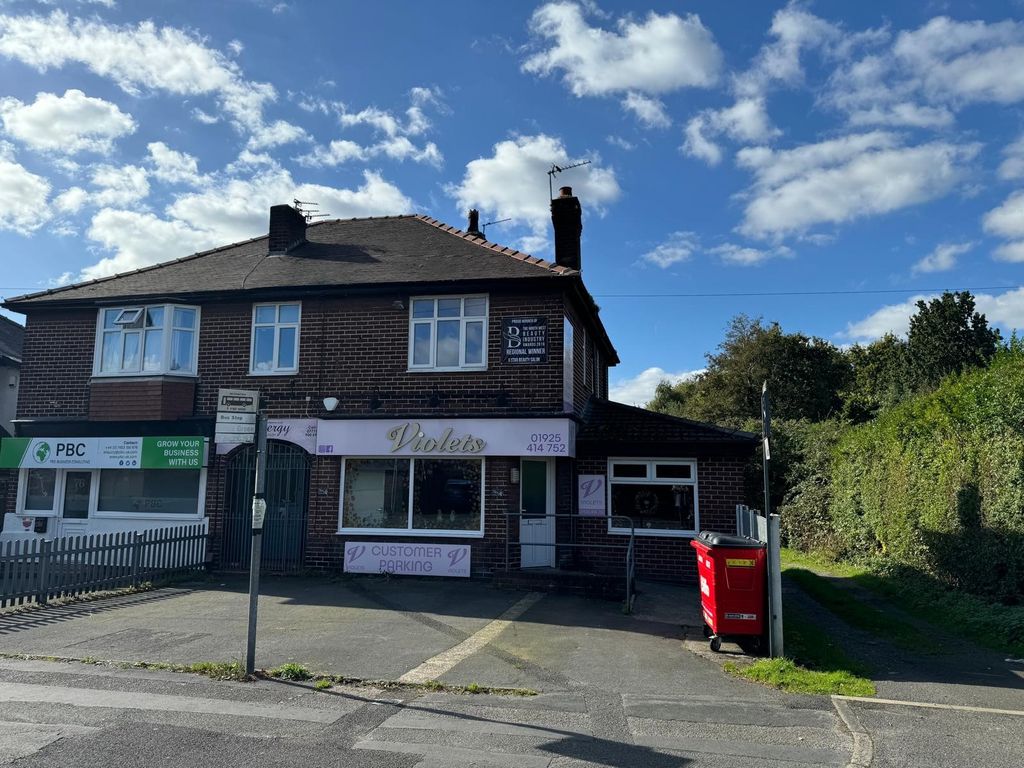 Property photo 1 of 1
