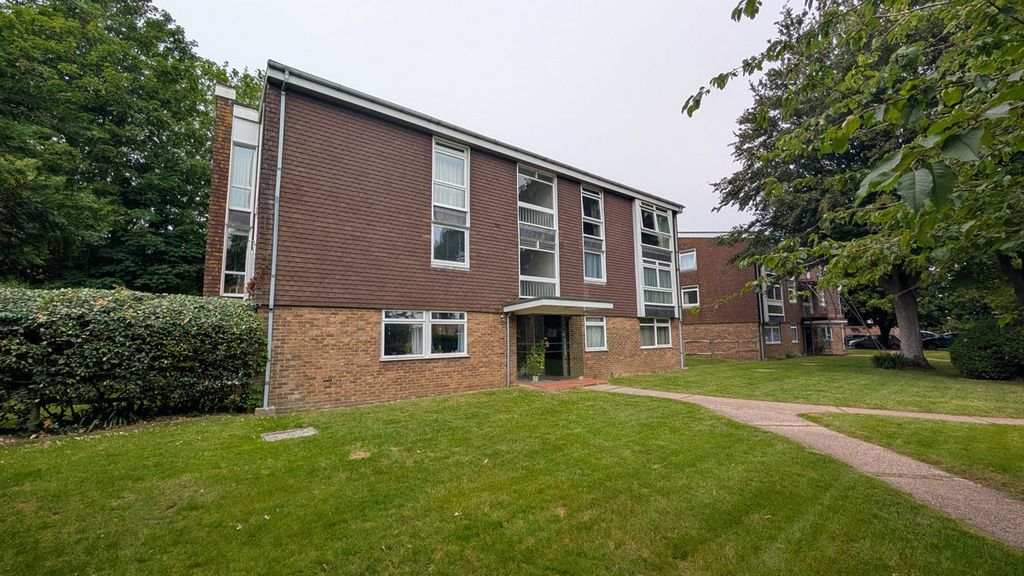 Property photo 1 of 6