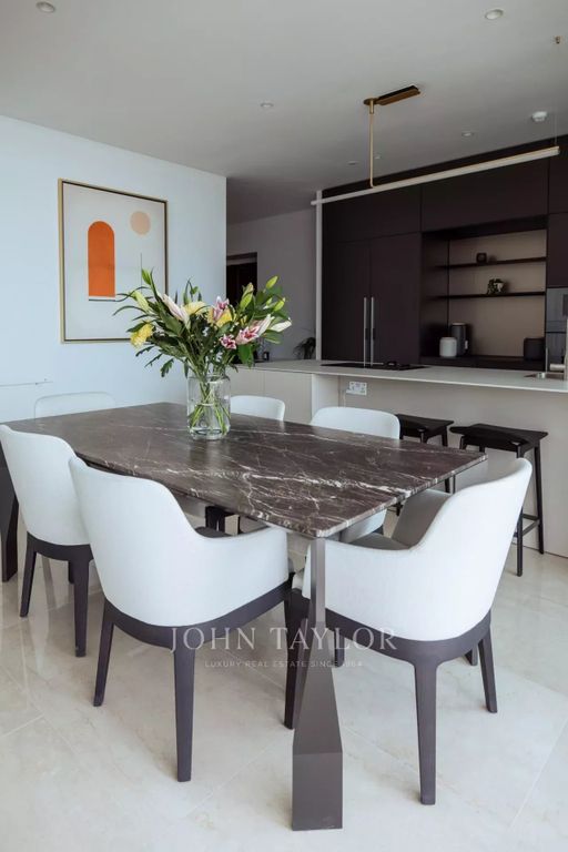 Property photo 3 of 25