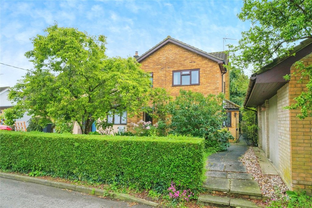 Property photo 1 of 28 Picture No. 01