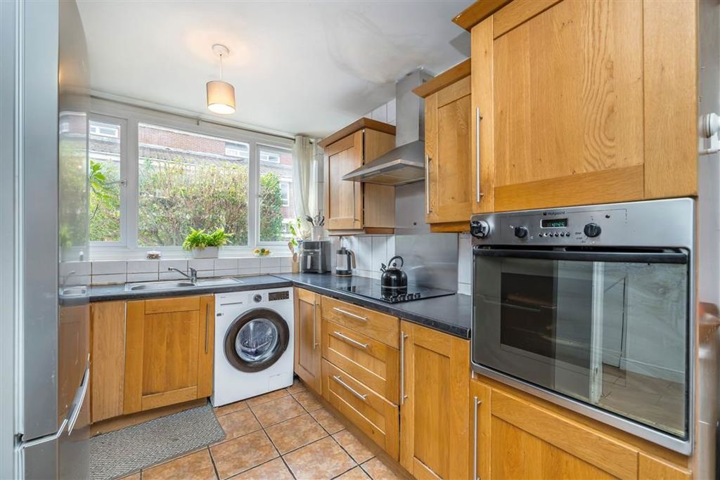 Property photo 3 of 8