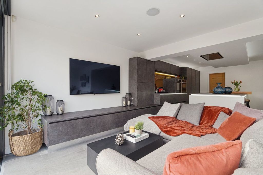 Additional image 17 of 4 bed property for saleMidton Road, Ayr KA7