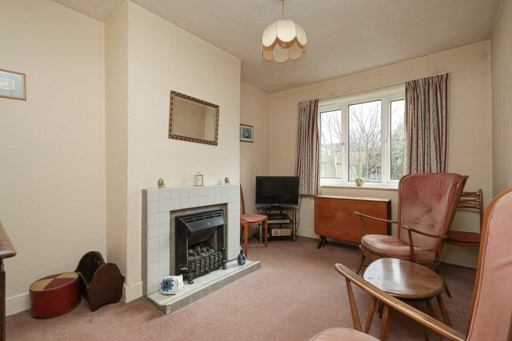 Property photo 3 of 12 Picture 3