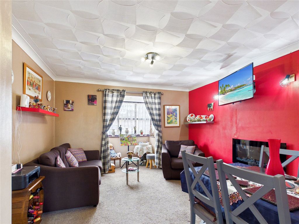 Property photo 2 of 14 Picture No. 04