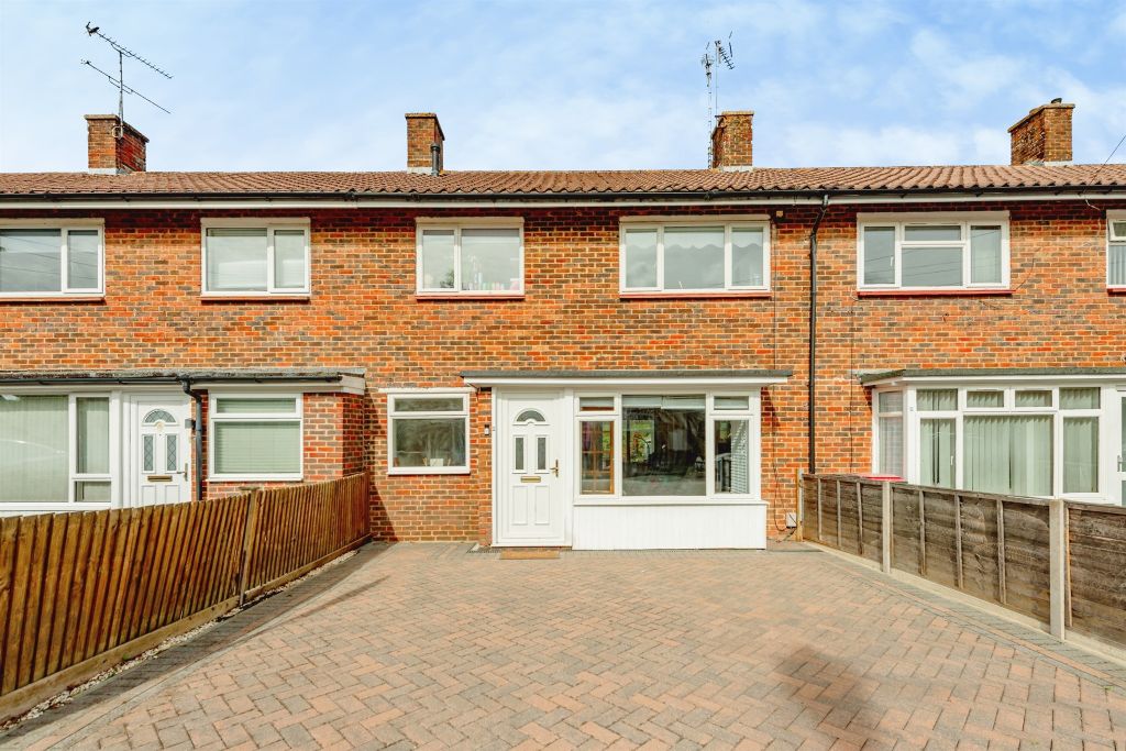 Property photo 1 of 27
