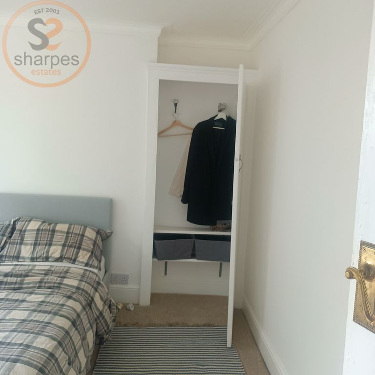 Property photo 2 of 6 1000036481
