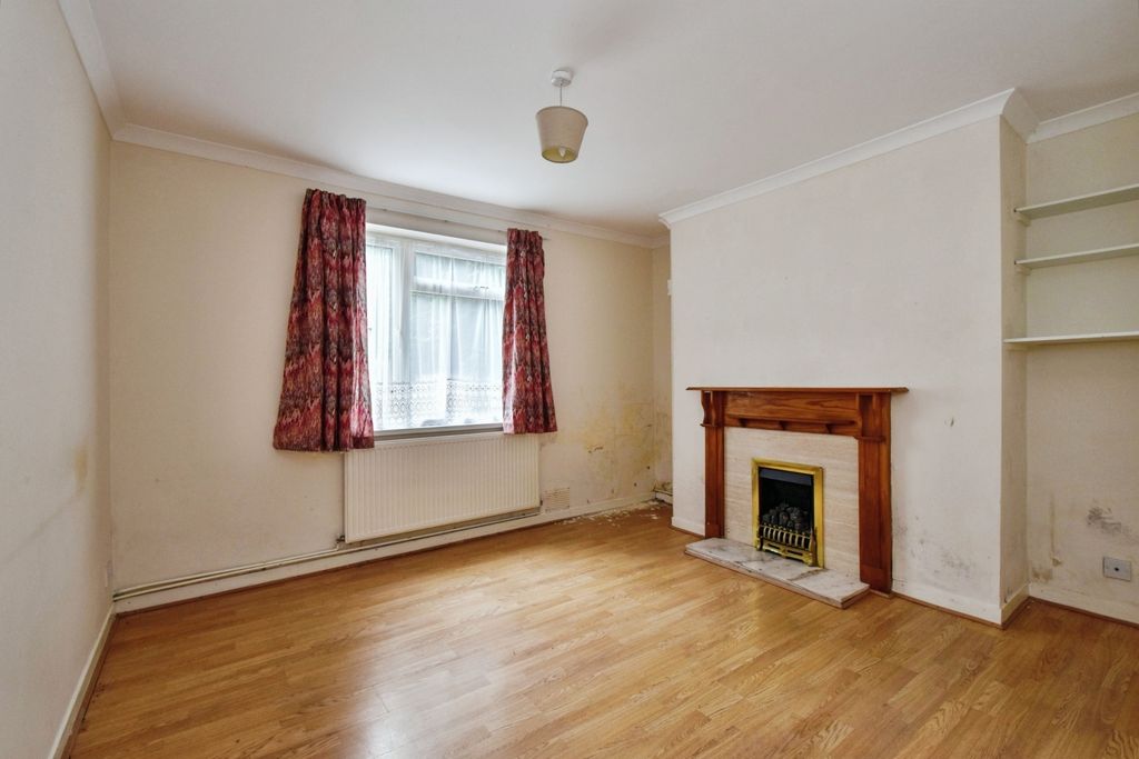 Property photo 2 of 19 Image 1