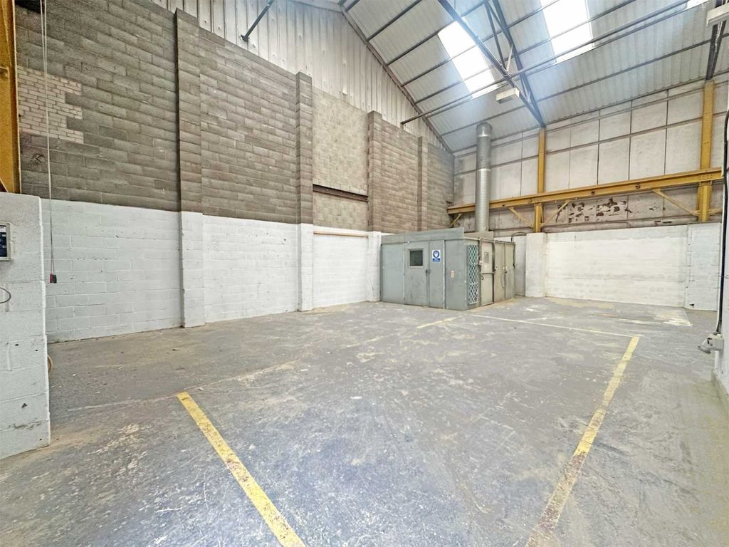 Property photo 2 of 4