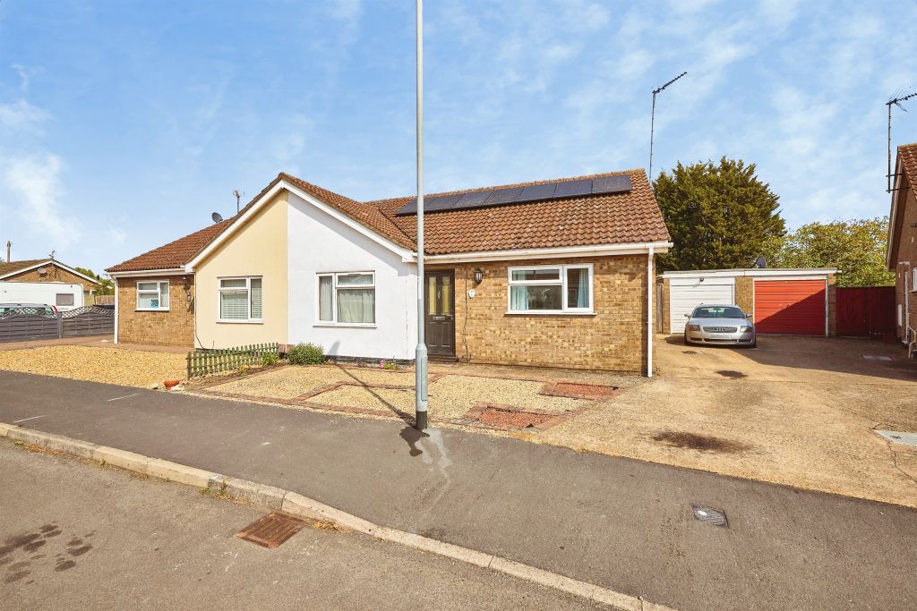 Property photo 1 of 11