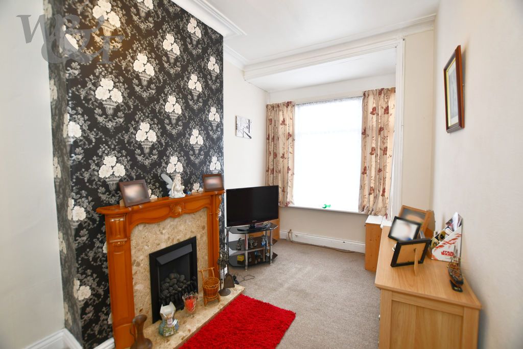 Property photo 2 of 20 Photo 4