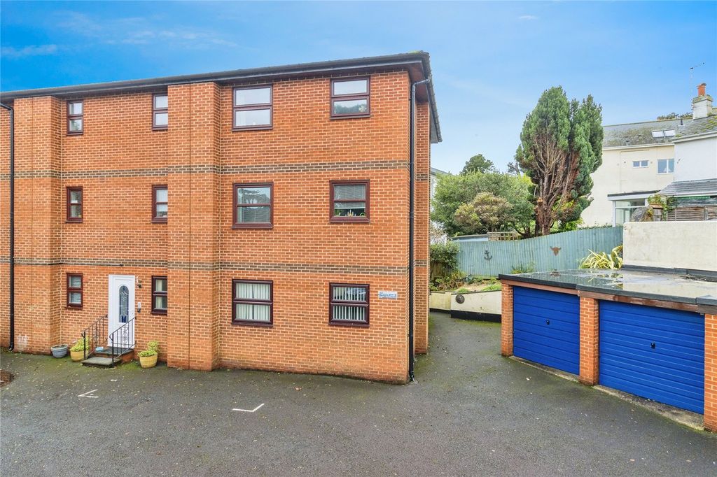 Additional image 9 of 2 bed flat for saleEast Cliff Road, Dawlish, Devon EX7