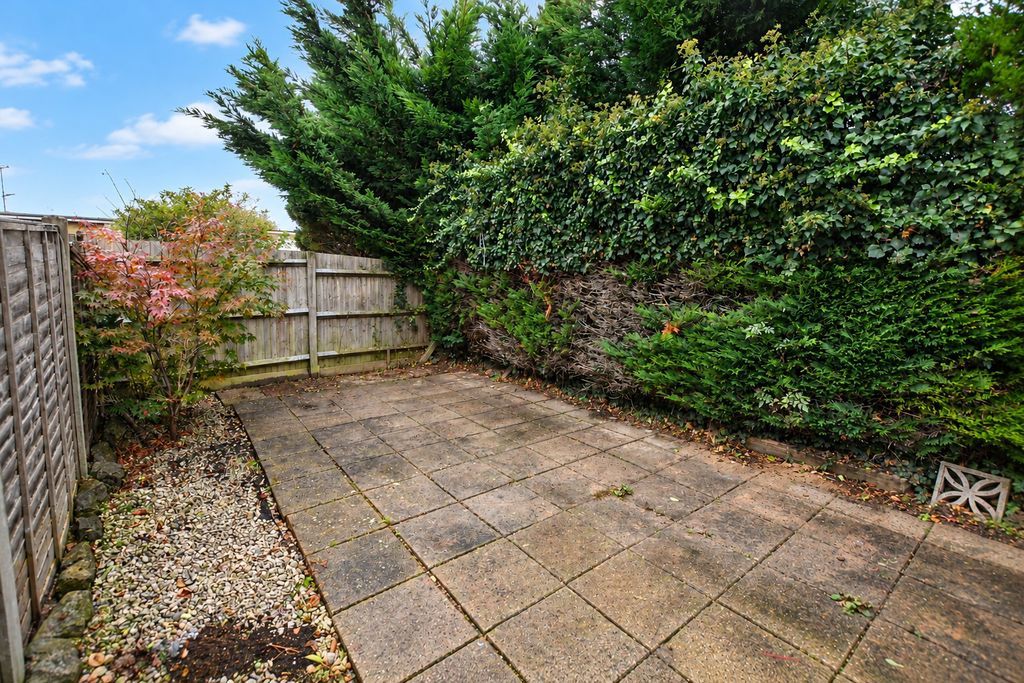 Property photo 2 of 8 Photo 17