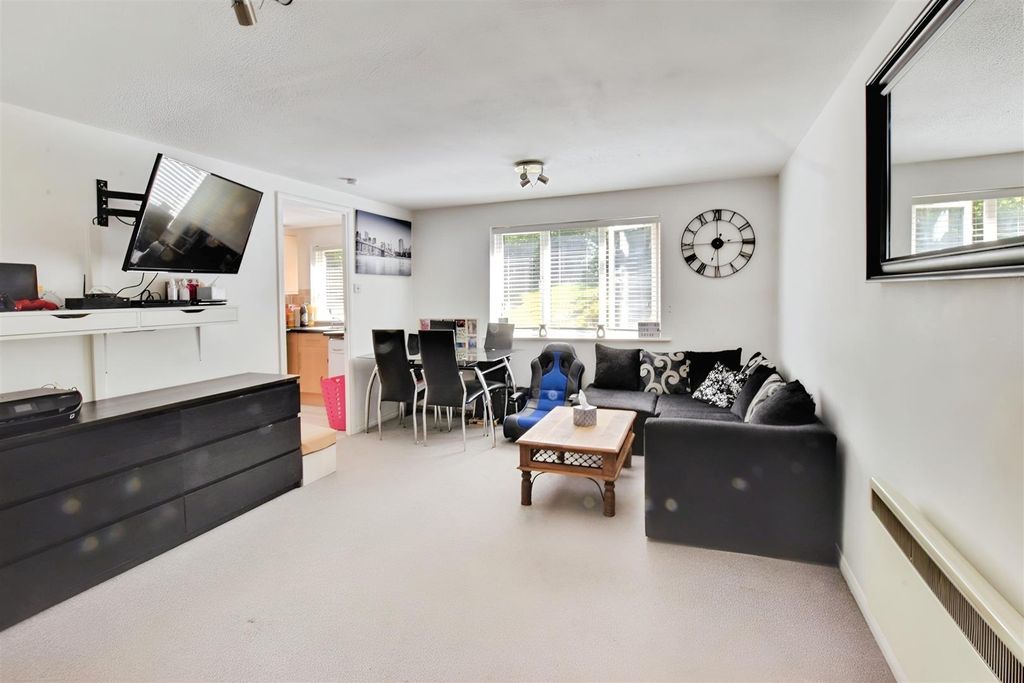 Property photo 3 of 7 F6373d4A-Reception 201.Jpg