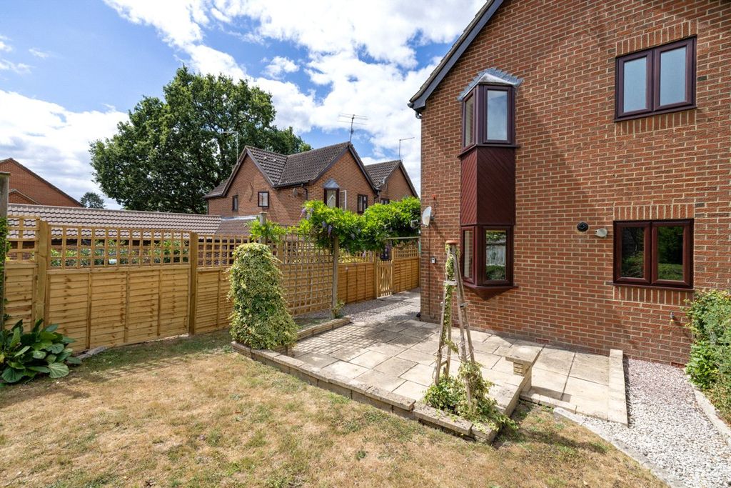 Property photo 2 of 13 Picture No. 19