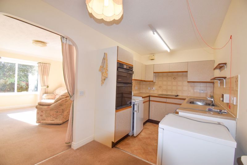 Property photo 3 of 8 Photo 3