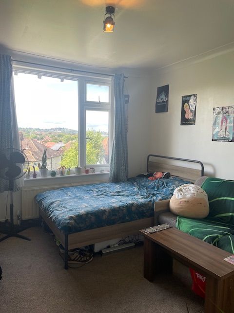 Property photo 1 of 4