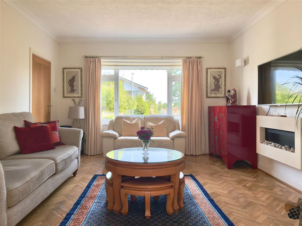 Additional image 3 of 4 bed detached bungalow for saleLarkwood Avenue, Penarth CF64
