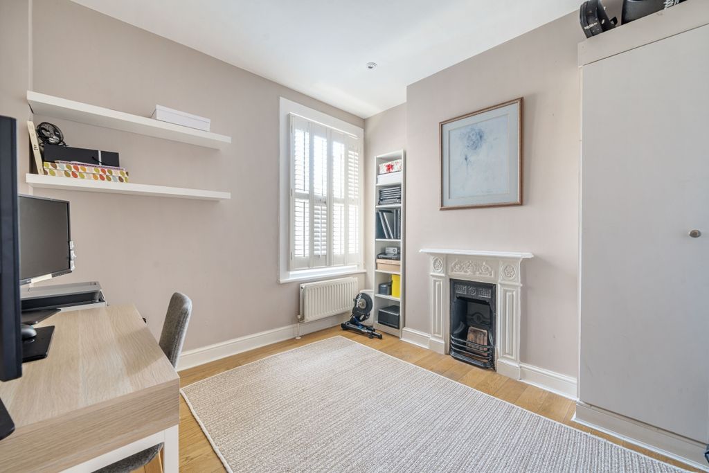 Property photo 1 of 8 Second Bedroom