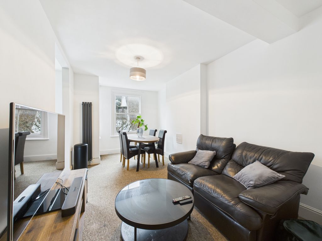 Property photo 1 of 7 Cam03519G0-Pr0427-Still005